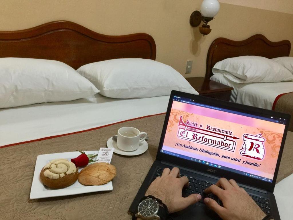 Hotel El Reformador Puerto Barrios Dış mekan fotoğraf