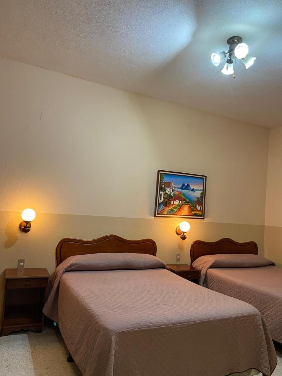 Hotel El Reformador Puerto Barrios Dış mekan fotoğraf