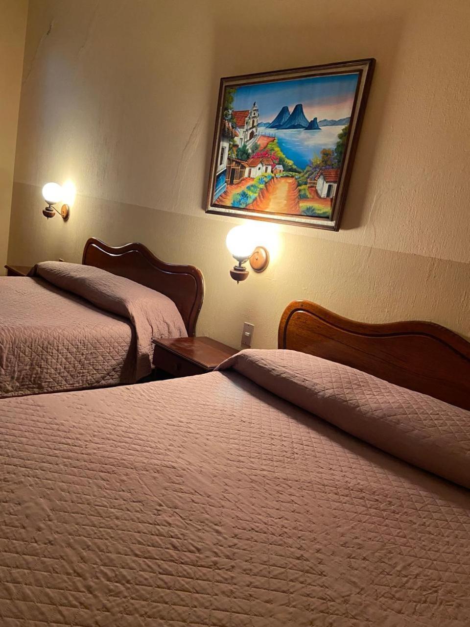 Hotel El Reformador Puerto Barrios Dış mekan fotoğraf